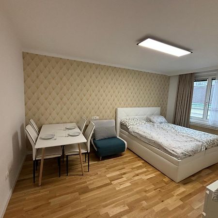 Exclusive Serviced Flat On Taborstrasse Виена Екстериор снимка