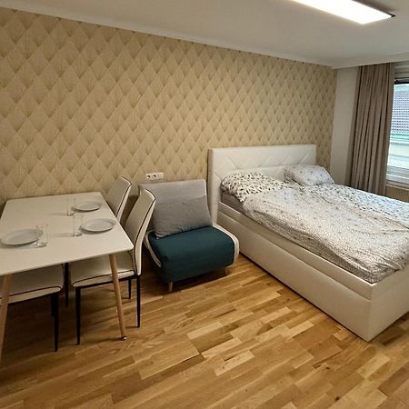 Exclusive Serviced Flat On Taborstrasse Виена Екстериор снимка
